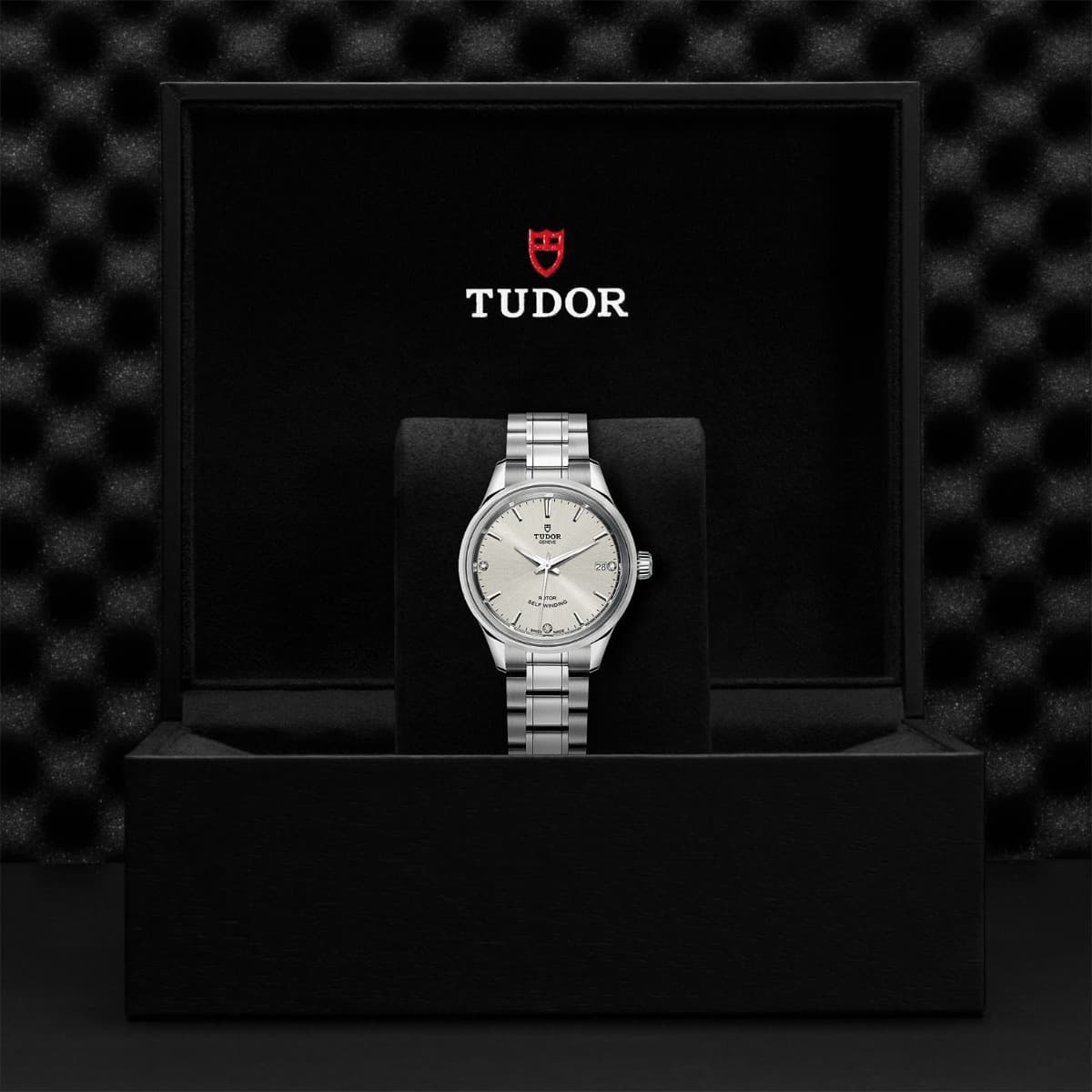 TUDOR Style 4