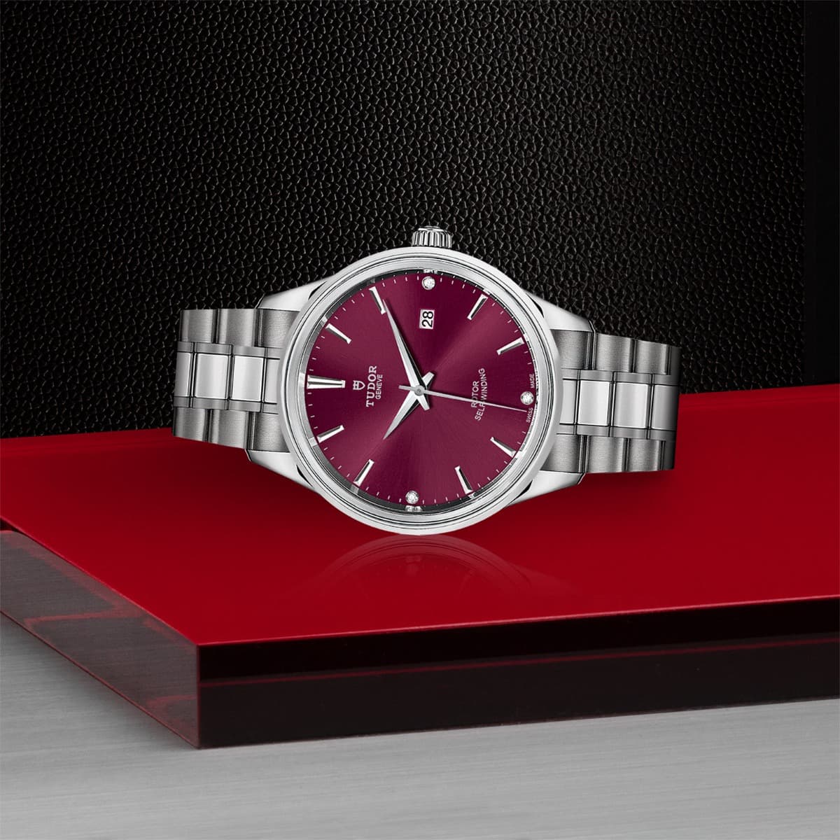 TUDOR Style 3