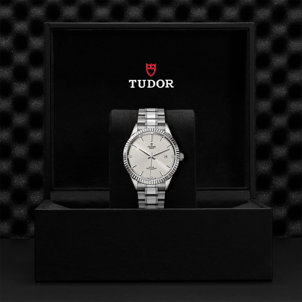 TUDOR Style 4