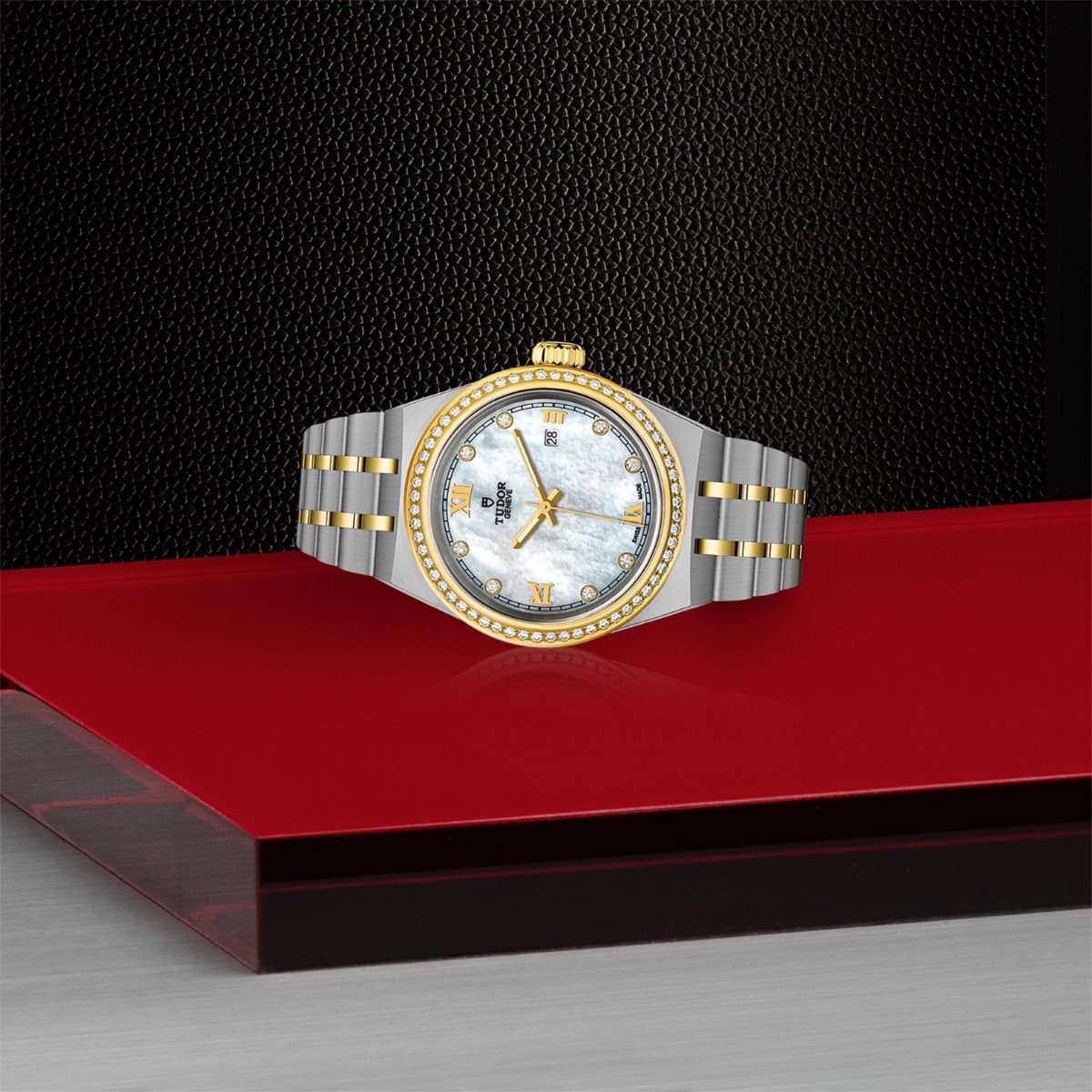 TUDOR Royal 2