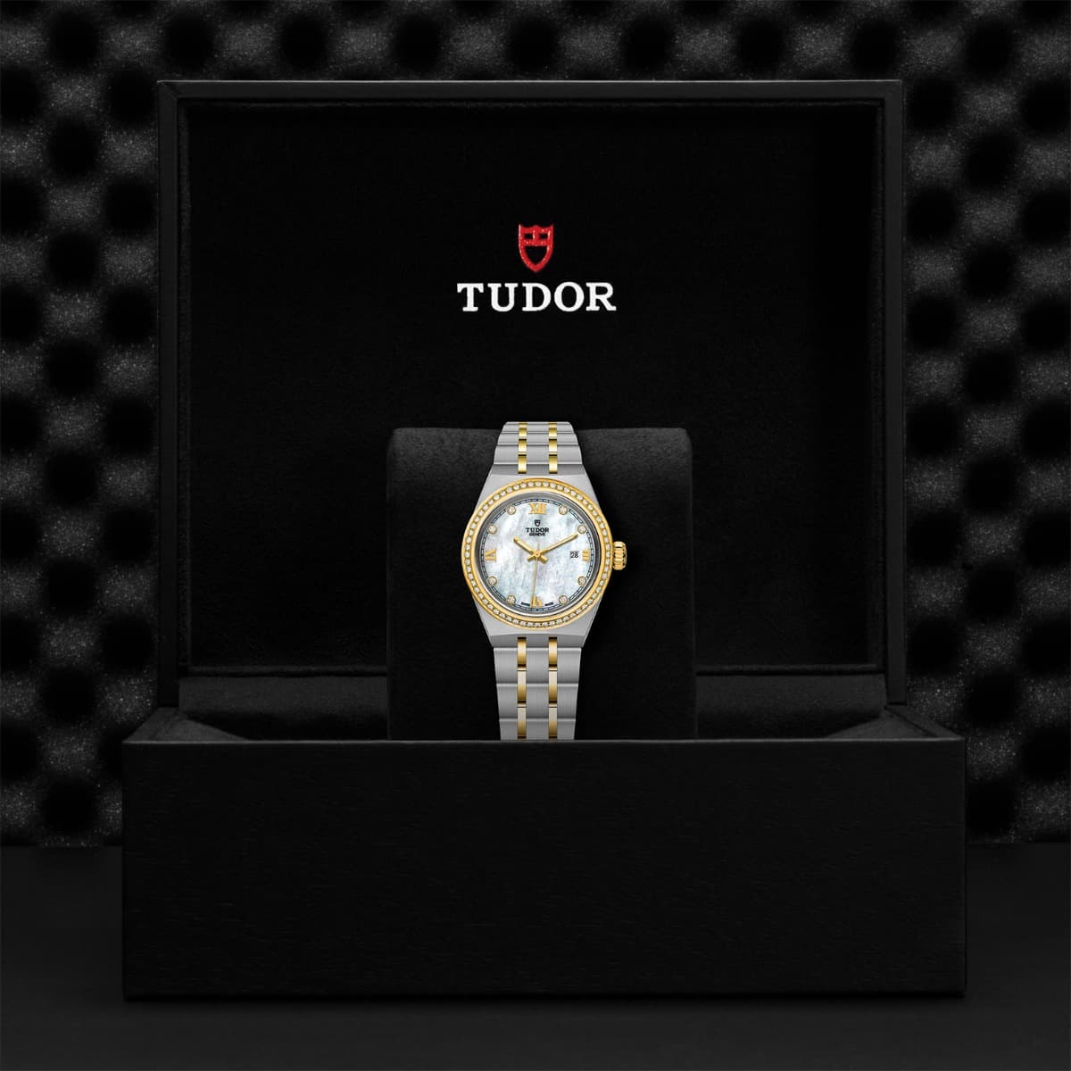 TUDOR Royal 4