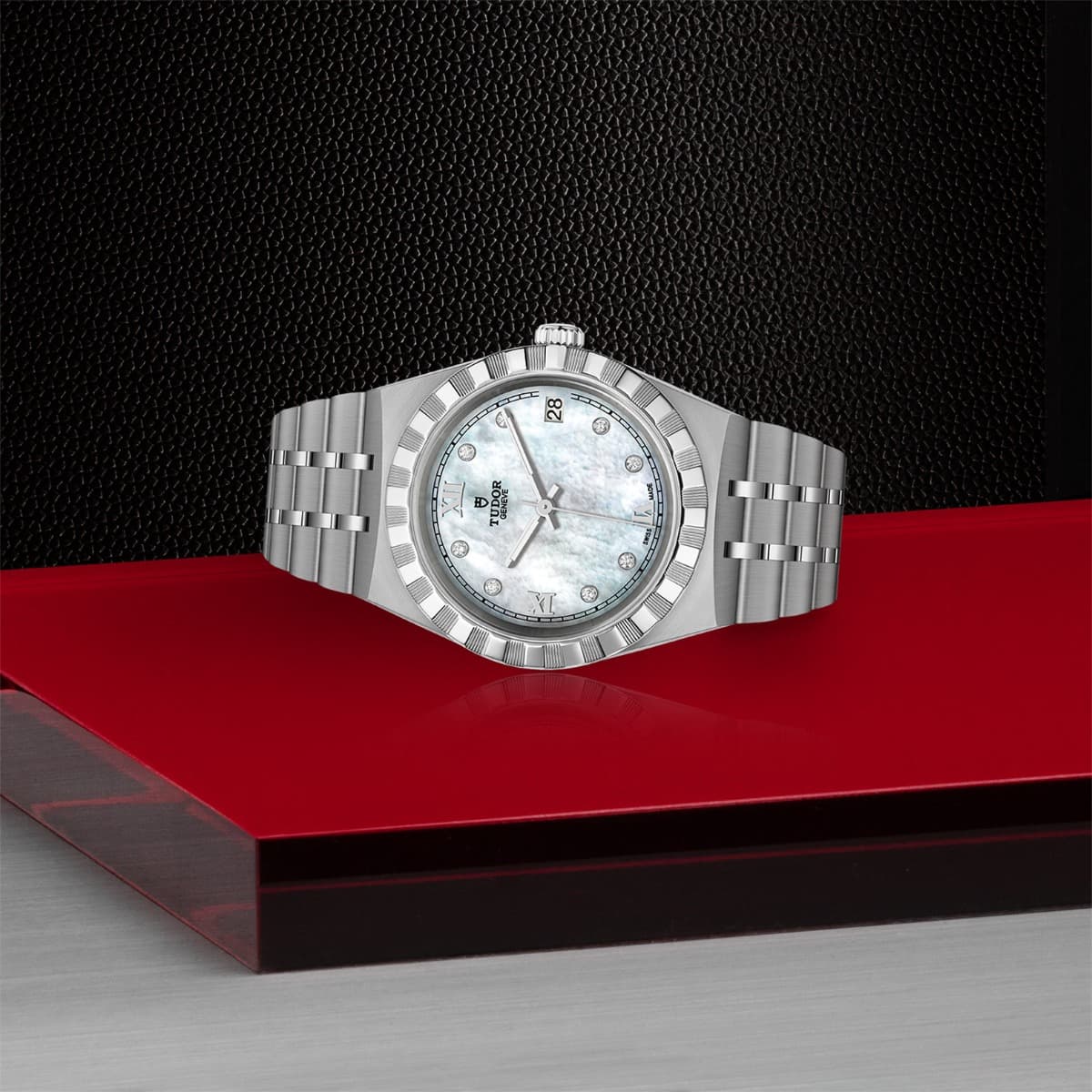 TUDOR Royal 3