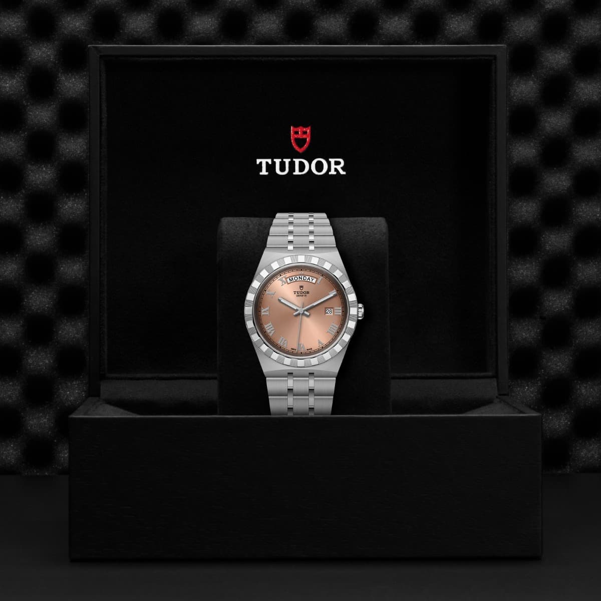 TUDOR Royal 4