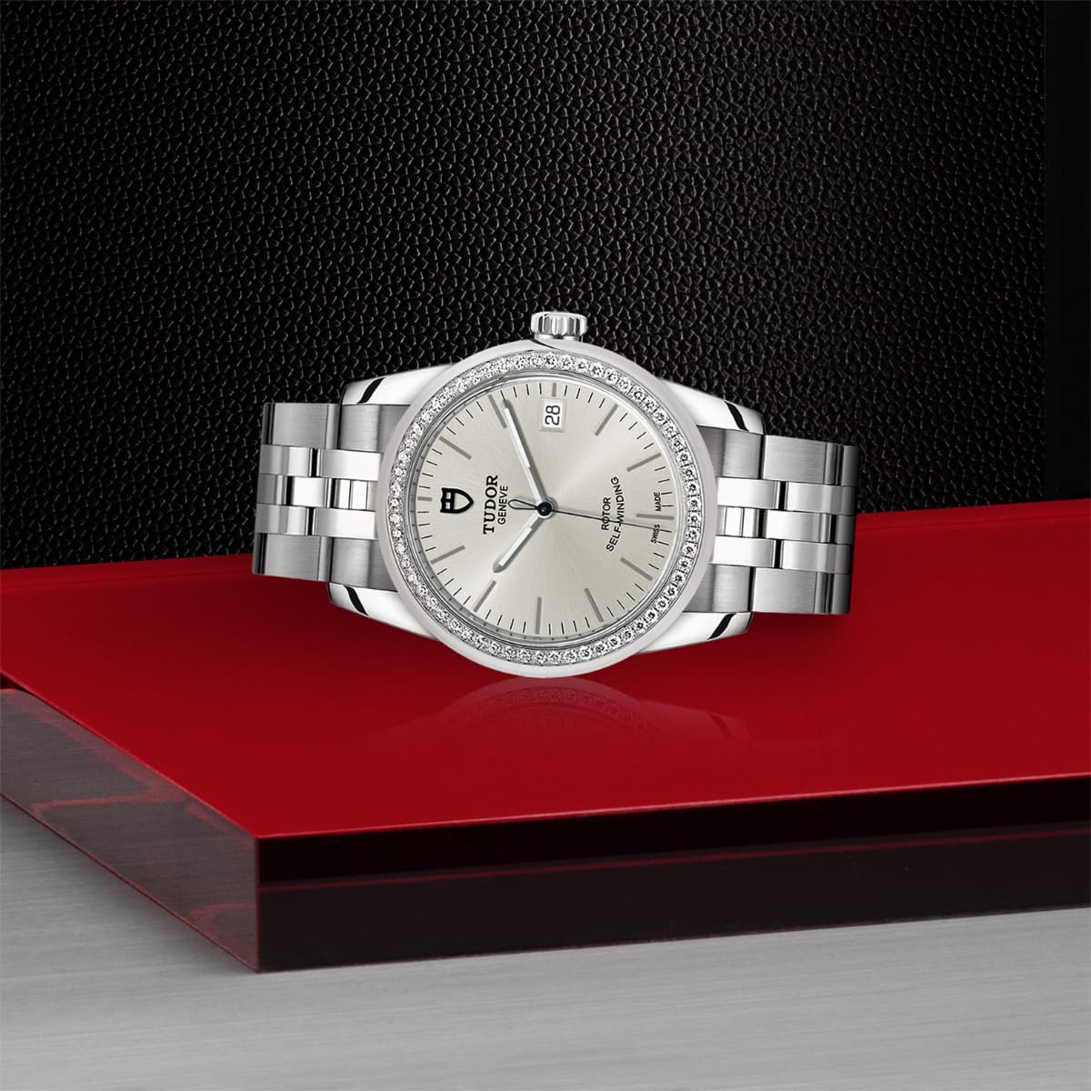 TUDOR Glamour Date 3