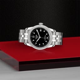 TUDOR Glamour Date