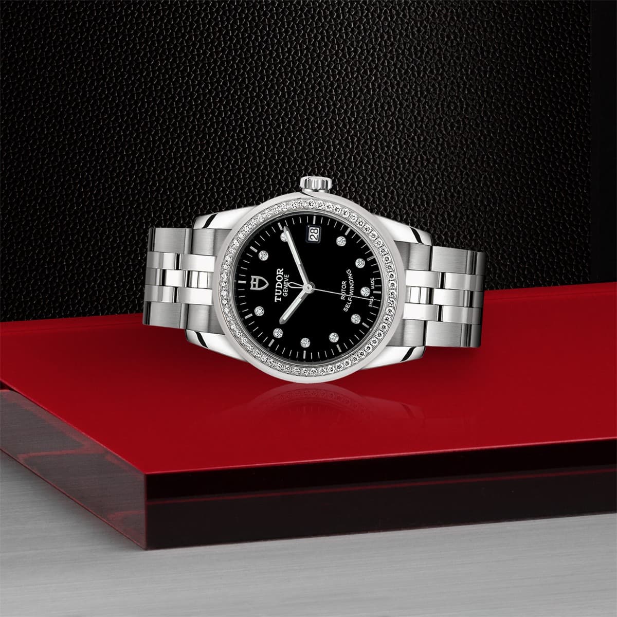 TUDOR Glamour Date 4