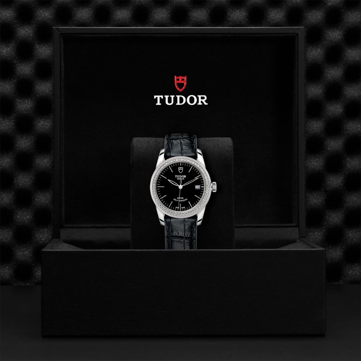 TUDOR Glamour Date 2