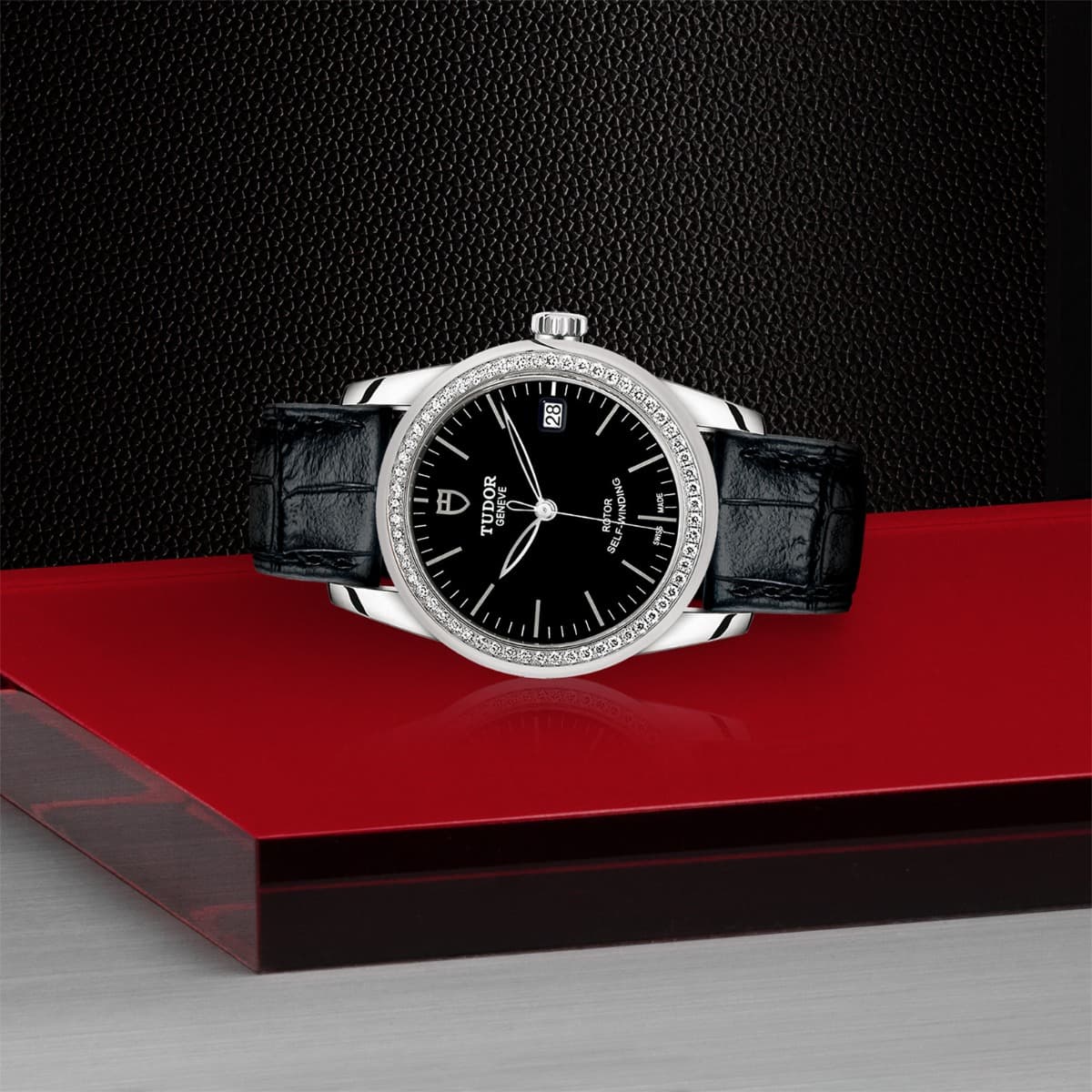 TUDOR Glamour Date 4