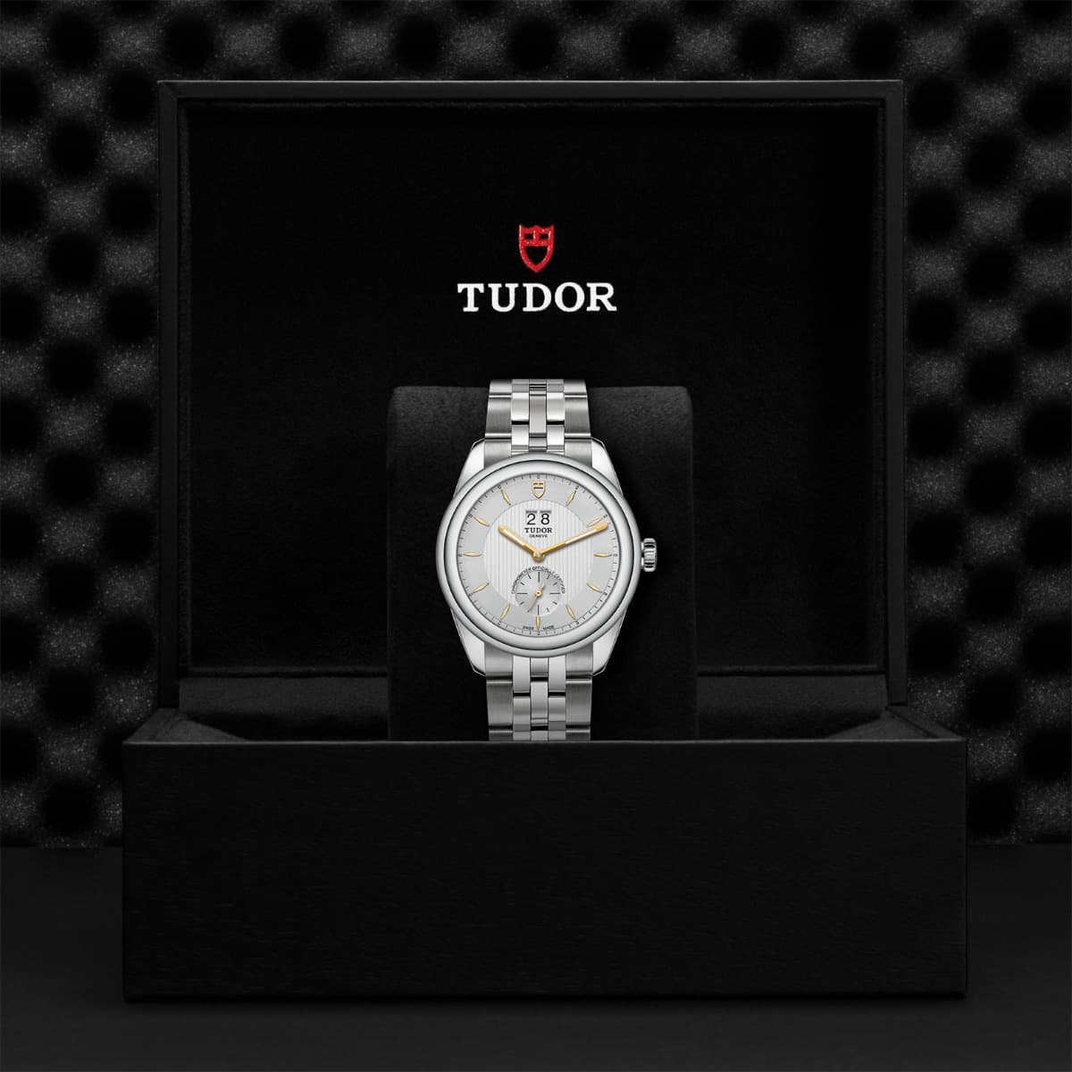 TUDOR Glamour Double Date 2