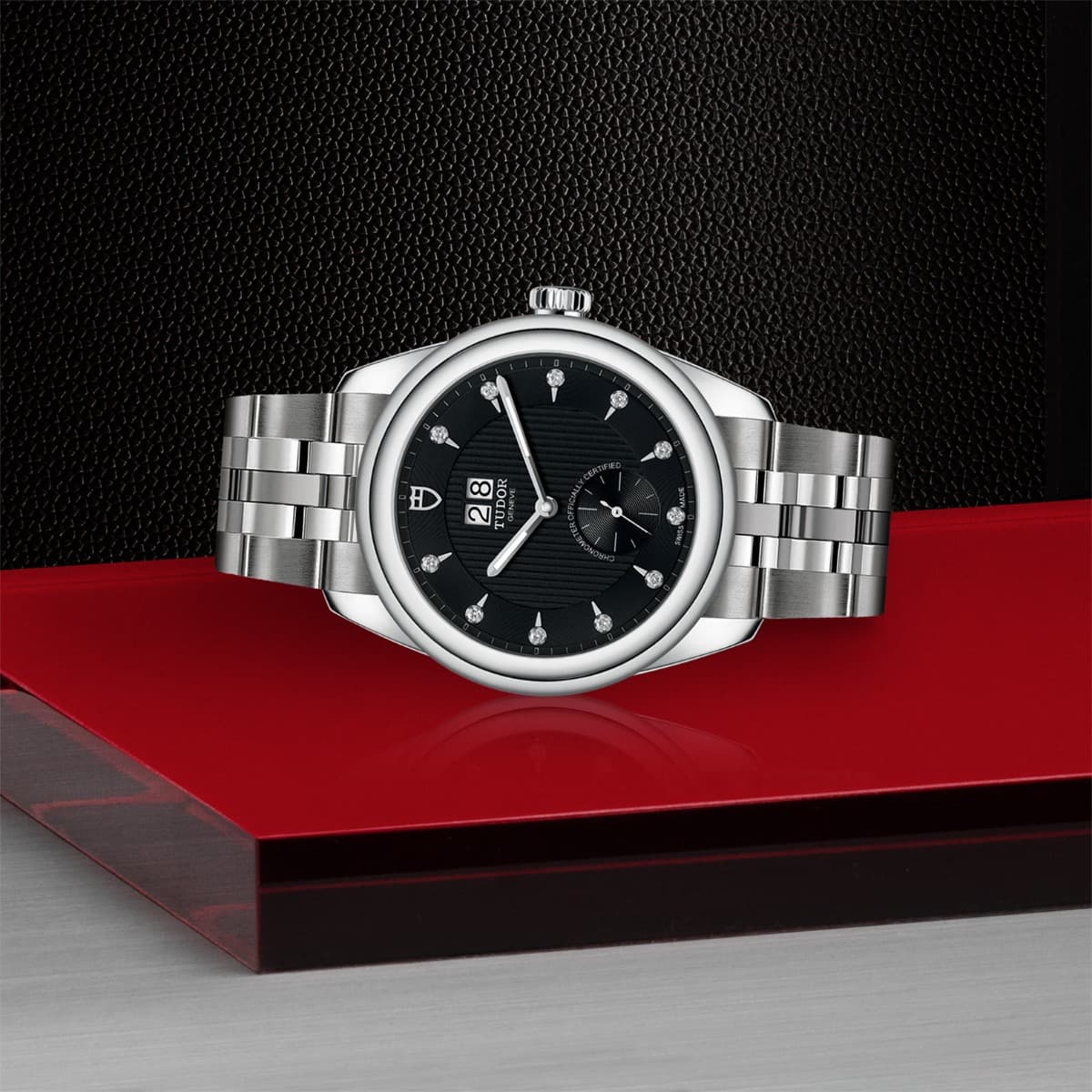 TUDOR Glamour Double Date