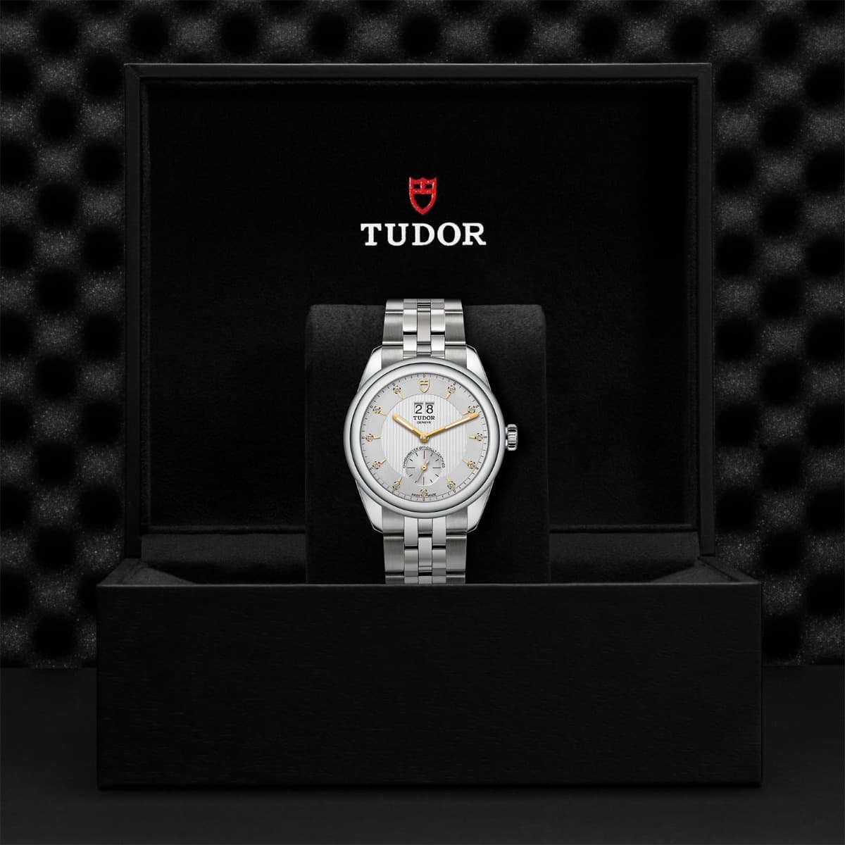TUDOR Glamour Double Date 2