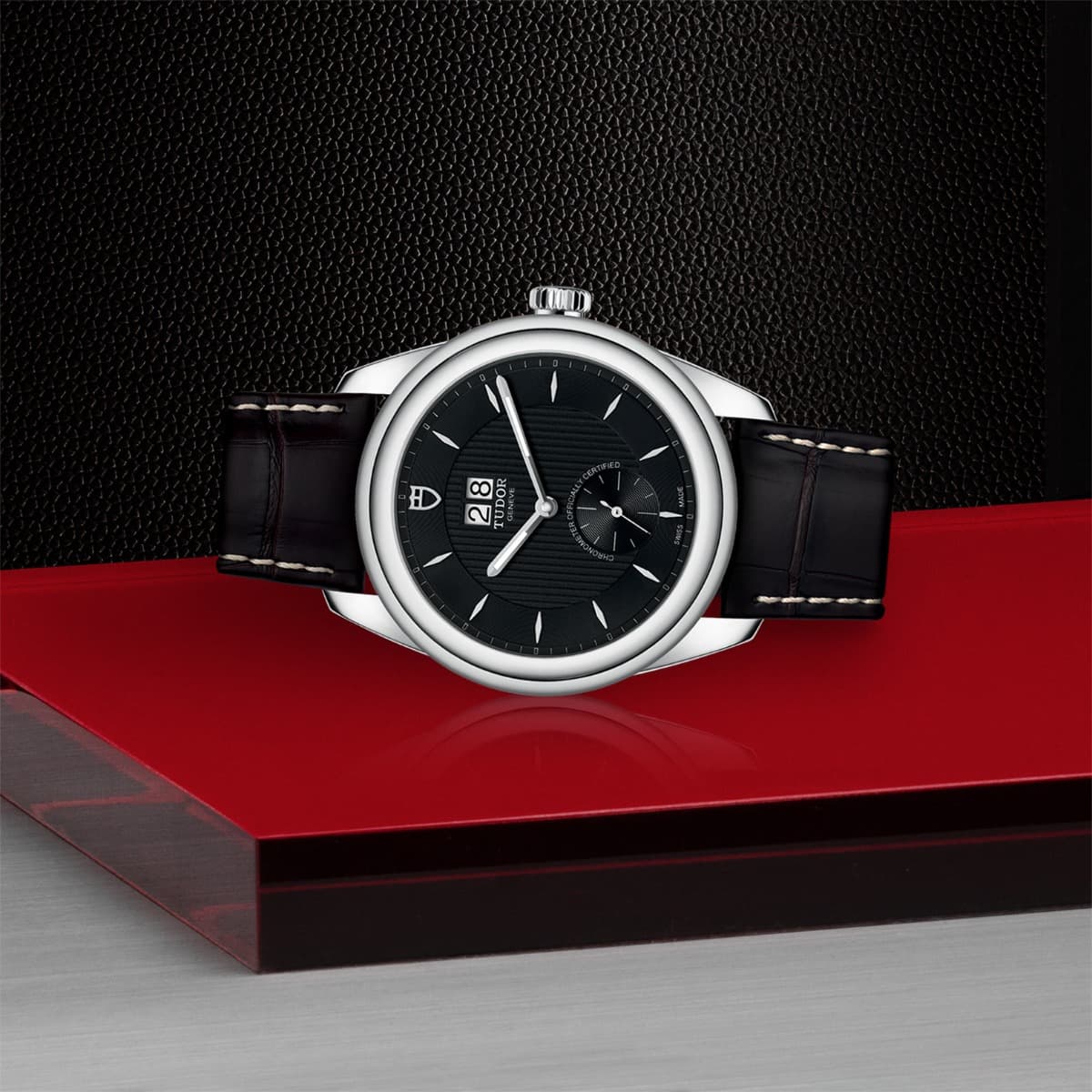 TUDOR Glamour Double Date