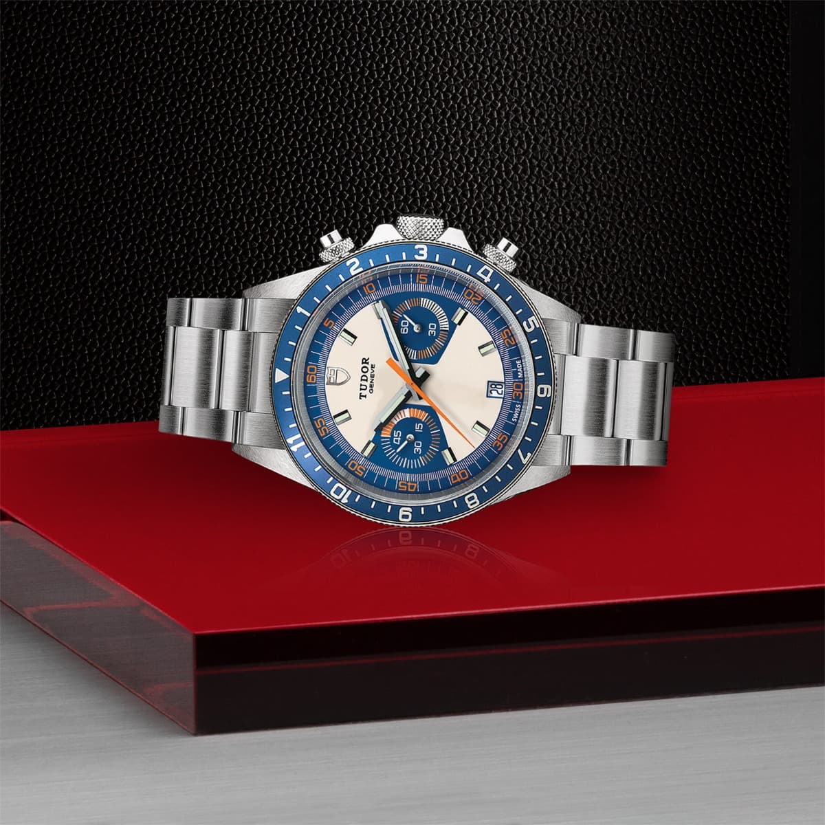 TUDOR Heritage Chrono Blue 3