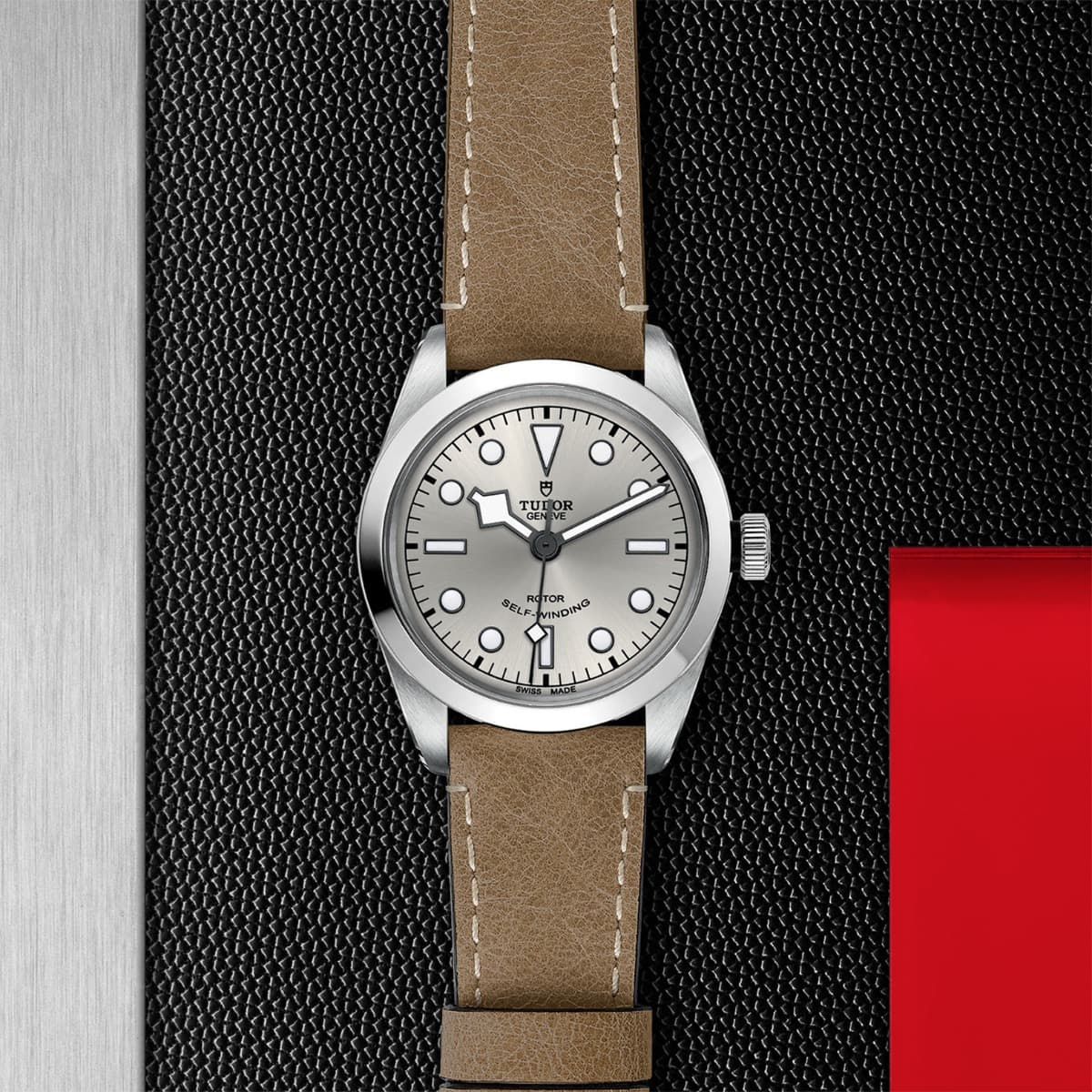 TUDOR Black Bay 36