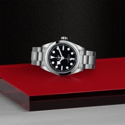 TUDOR Black Bay 32