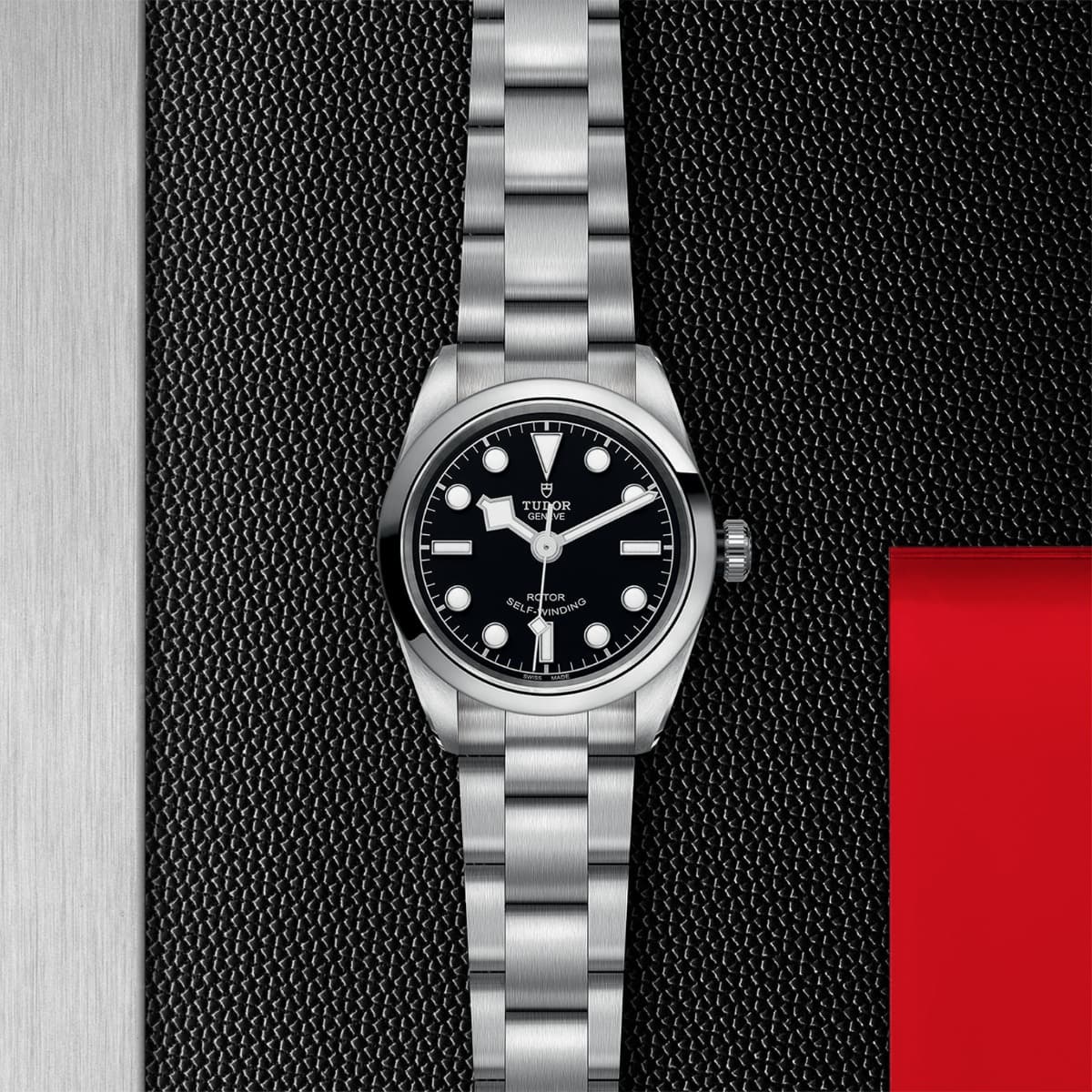 TUDOR Black Bay 32