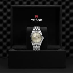 TUDOR Black Bay 39