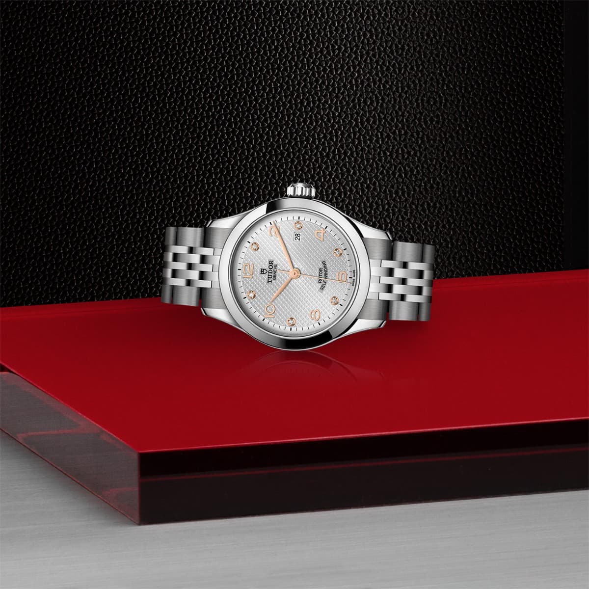 TUDOR 1926 3