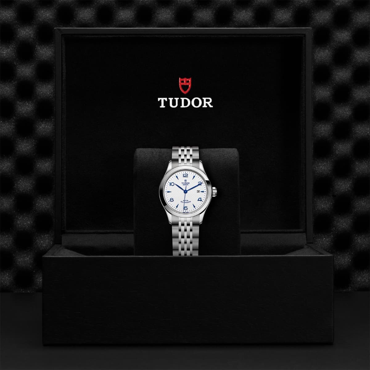 TUDOR 1926 2