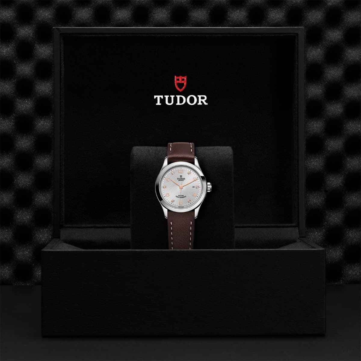 TUDOR 1926 2
