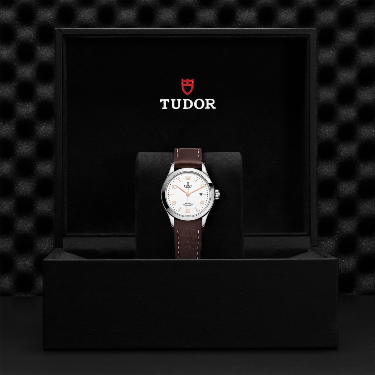 TUDOR 1926 4