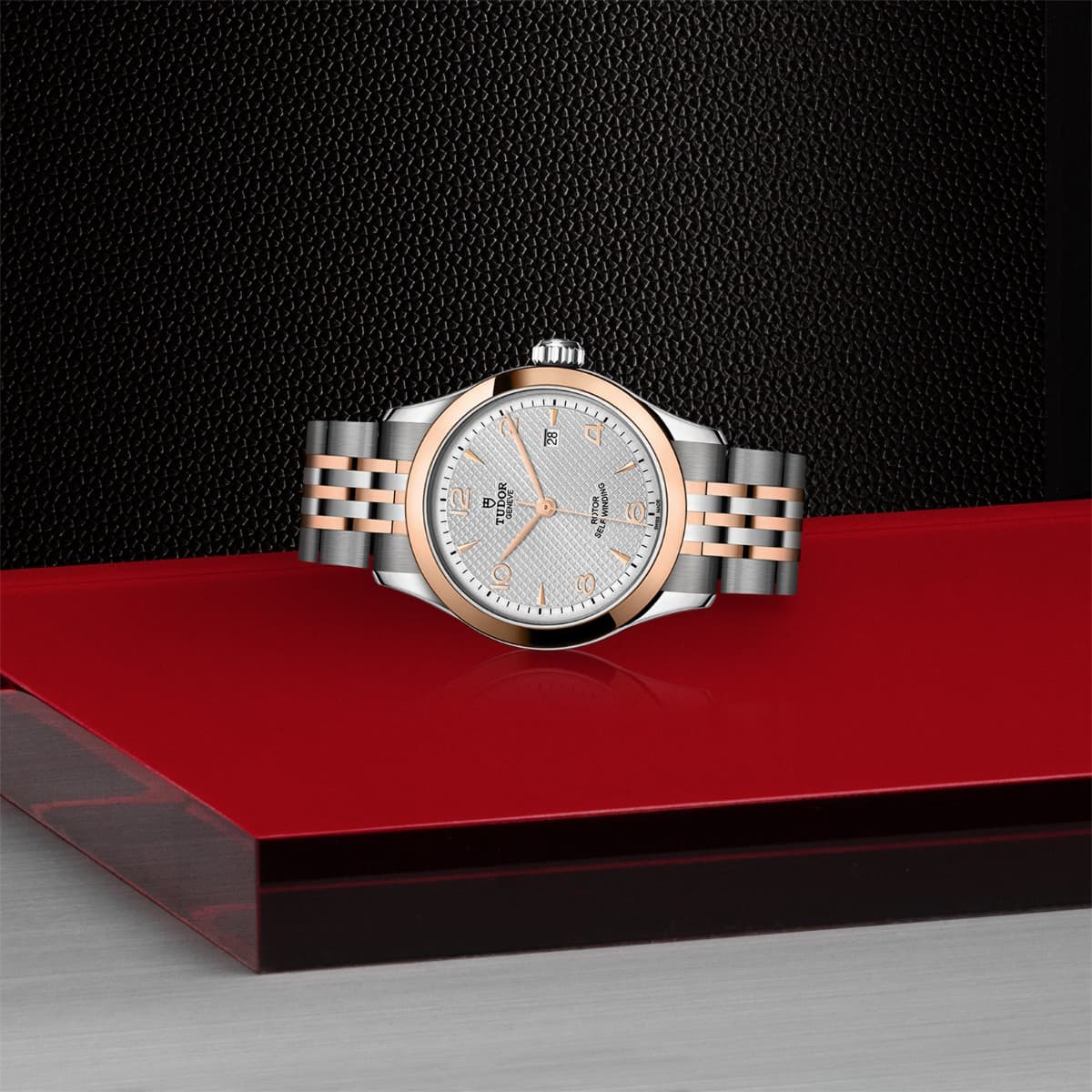 TUDOR 1926 3