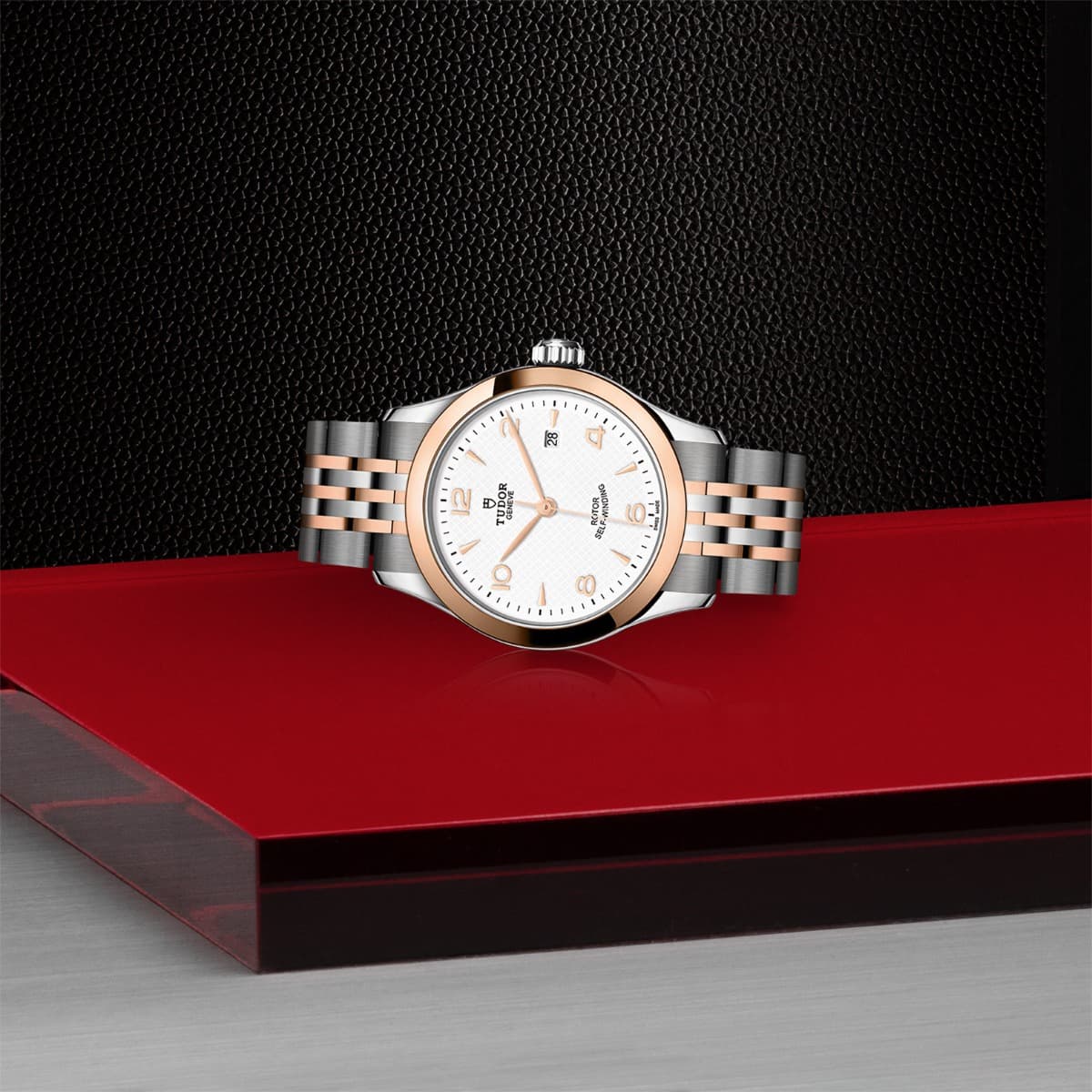 TUDOR 1926 3