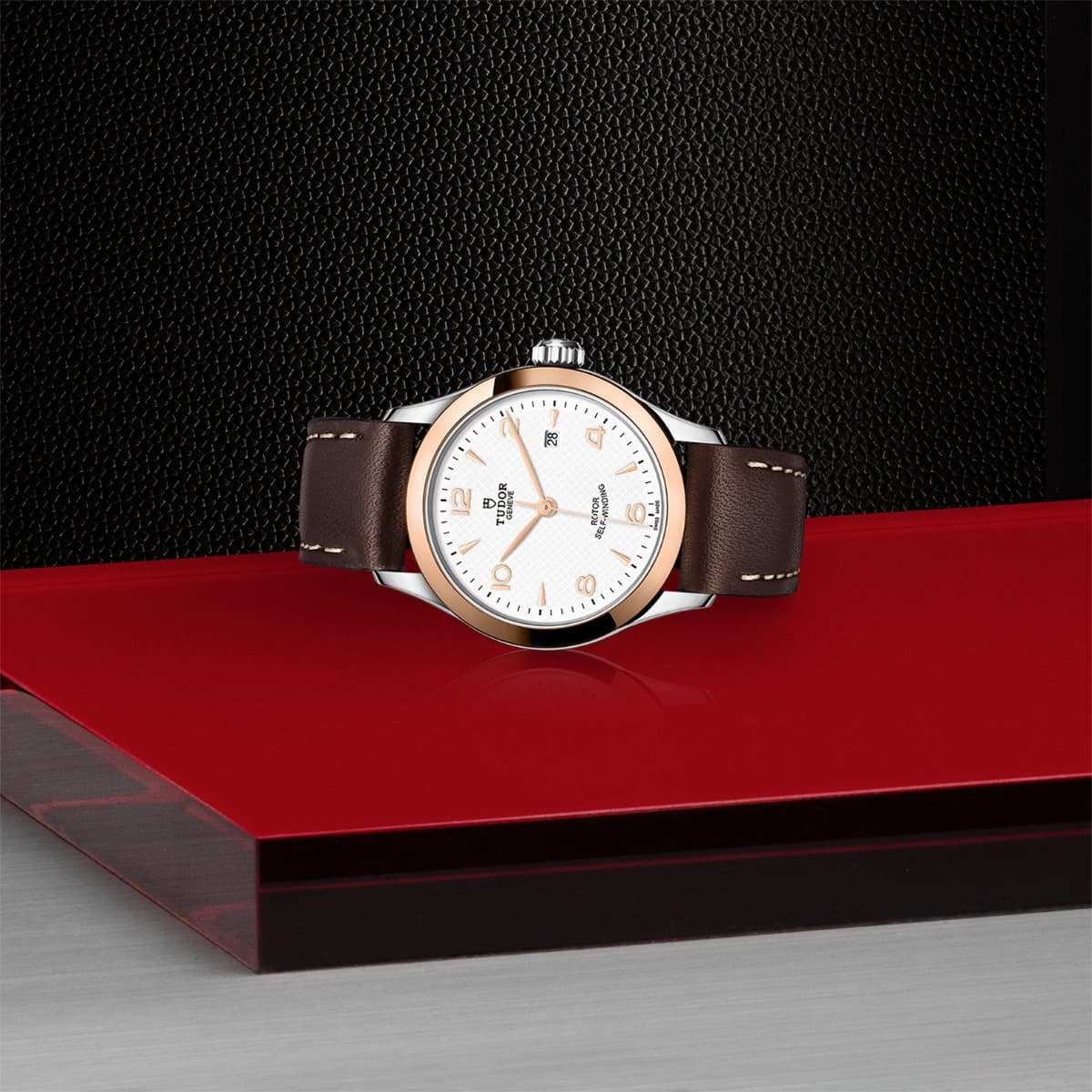 TUDOR 1926 3