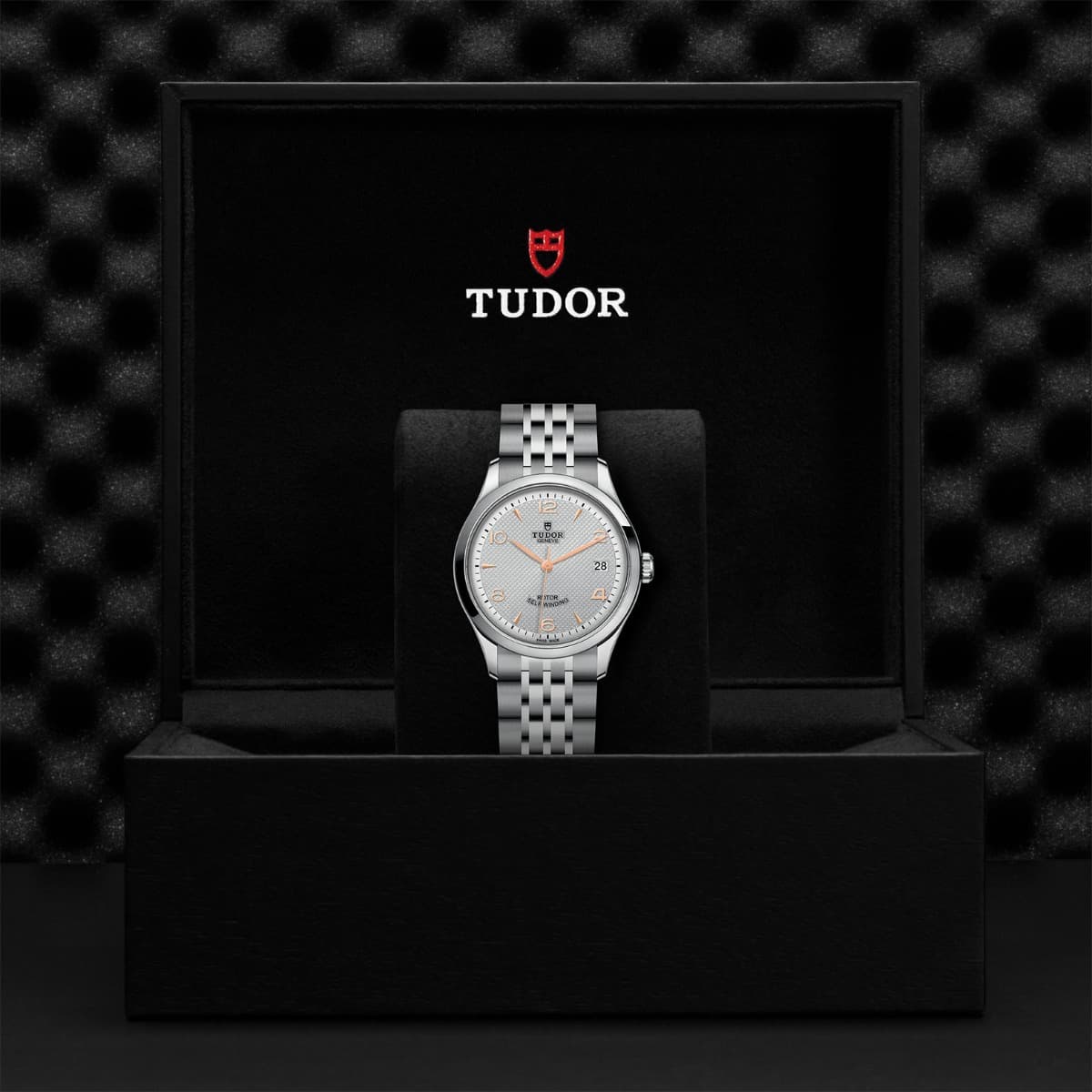 TUDOR 1926 2
