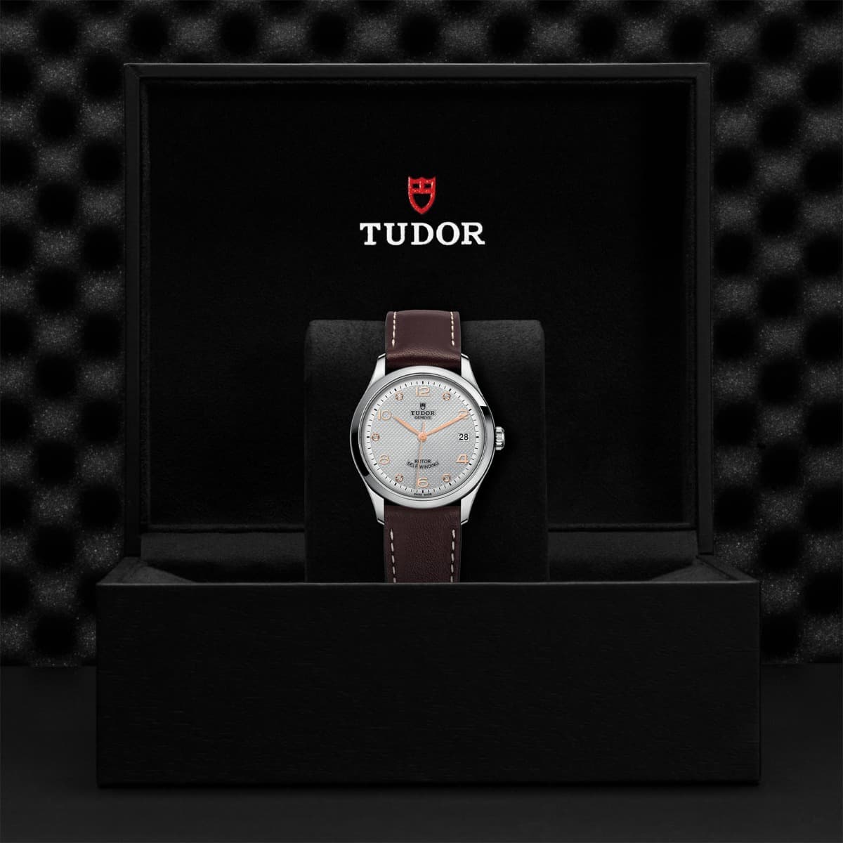TUDOR 1926 2