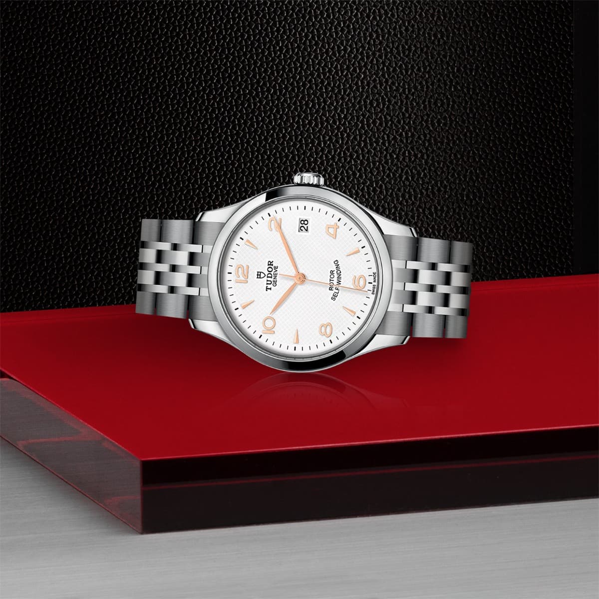 TUDOR 1926 3