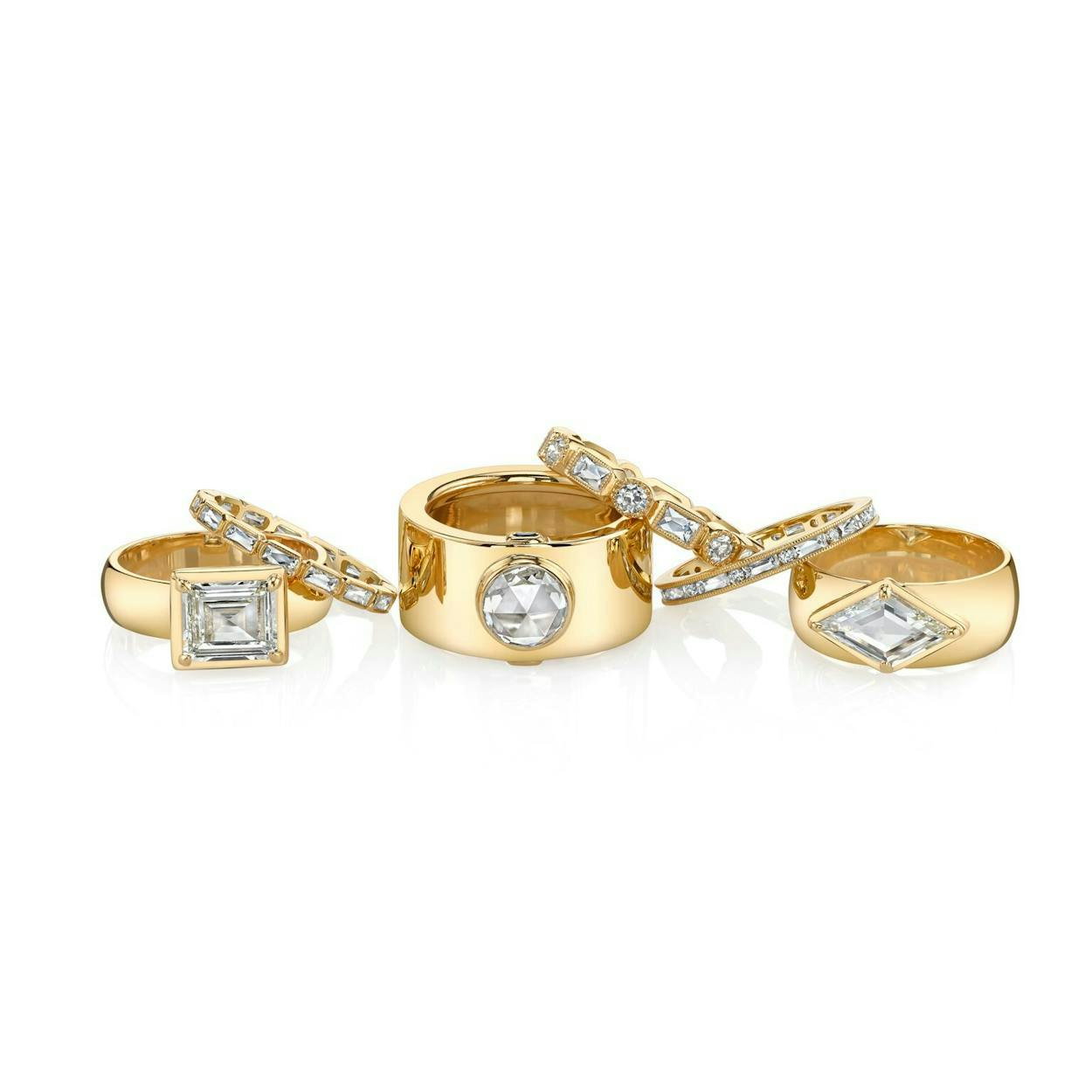 Single Stone yellow gold diamond rings