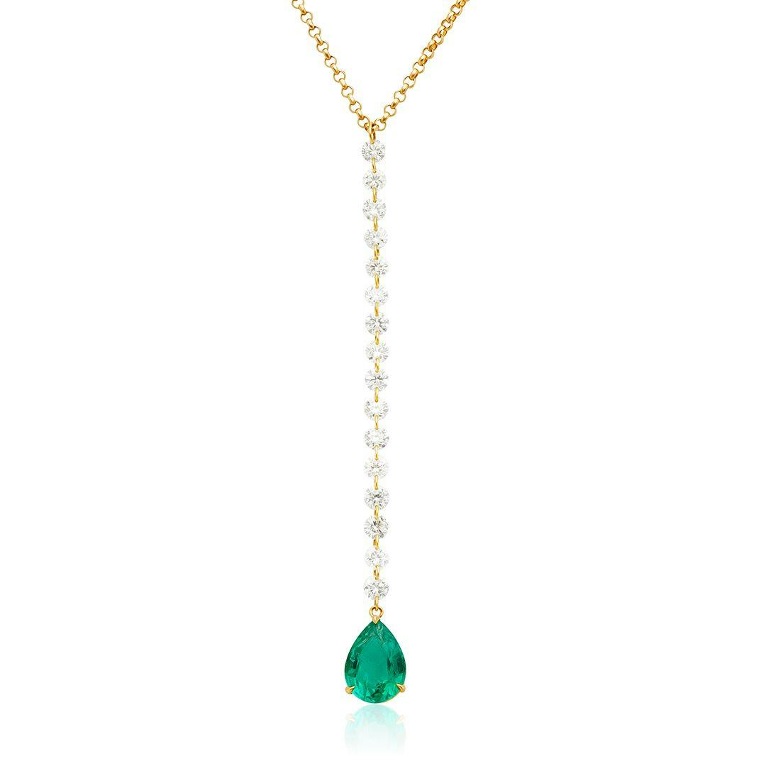 18k Yellow Gold Pear Shaped Green Emerald & Diamond Drop Necklace
