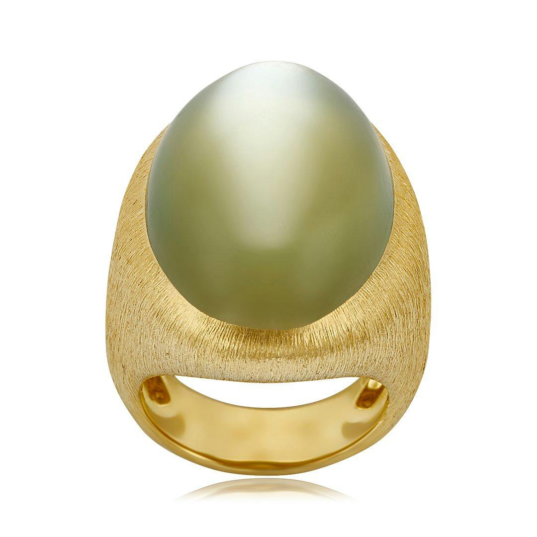 Henry Dunay Estate 18k Yellow Gold 18.94ct Green Moonstone Cabochon Ring