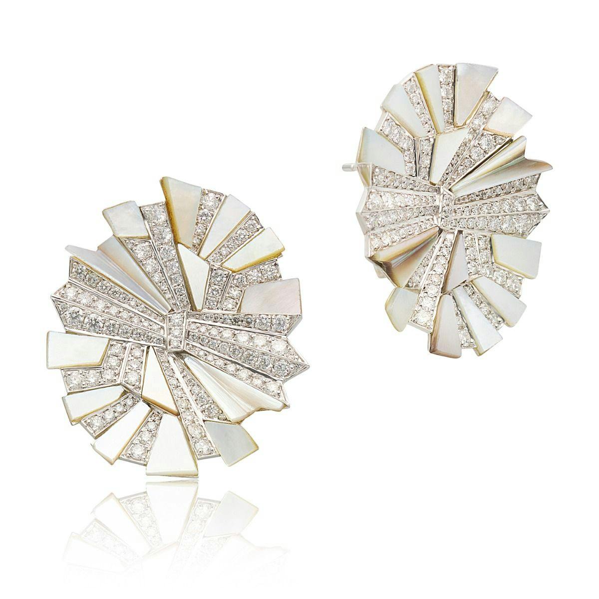 18k White Gold Mother of Pearl Asterisk Shaped Stud Earrings